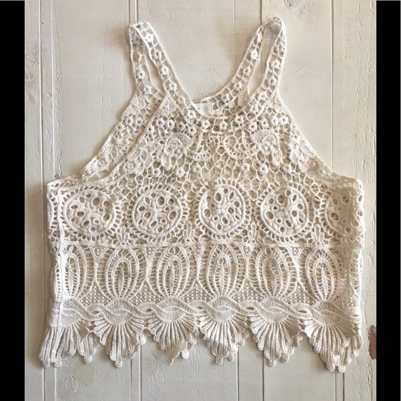 Love Tree Tops - Love Tree Crochet Crop Top